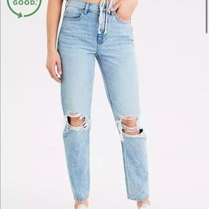 AE Mom Jean